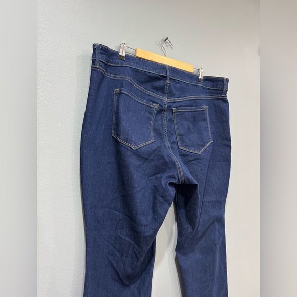 Old Navy High-Rise Straight Leg Jeans Size 22 Short EUC - Picture 4 of 5